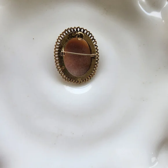Reserved MIKEYSMIMI 1900s antique estate cameo brooch pendant hand carved shell - Picture 8 of 16